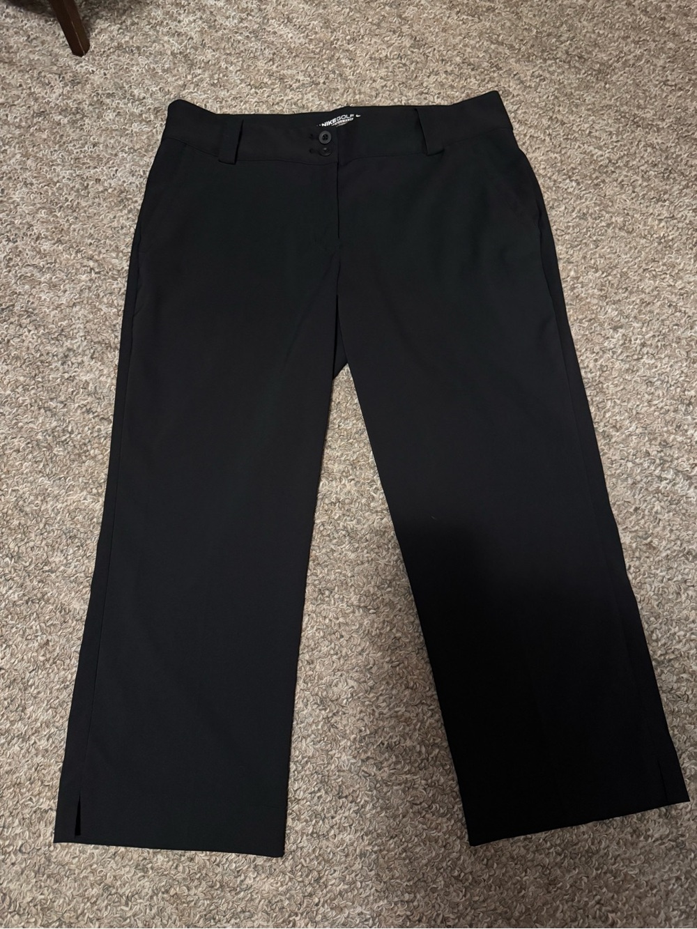 Nike Women's Black Cropped Golf Pants - size 8